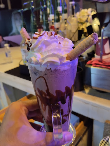 Opinii despre اكسترا لاونج în رفحاء - الضيافة