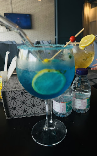 كوفي يارد - الضيافة