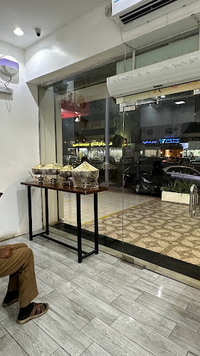 Opinii despre مطعم عجينة وحشوة în جدة - الضيافة