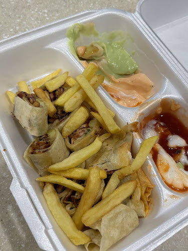 الغزالة شاورما وبىجر