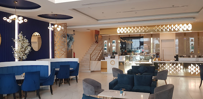 فيو الكورنيش (مطعم & كافيه)