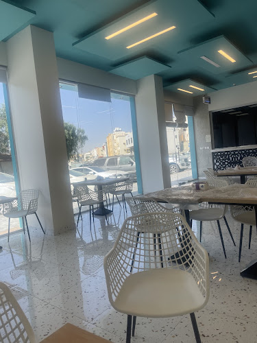 مطعم واحد معصوب بالمنسك