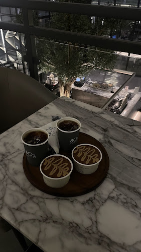 ايت اوز كوفي | 8oz Coffee - المدينة المنورة