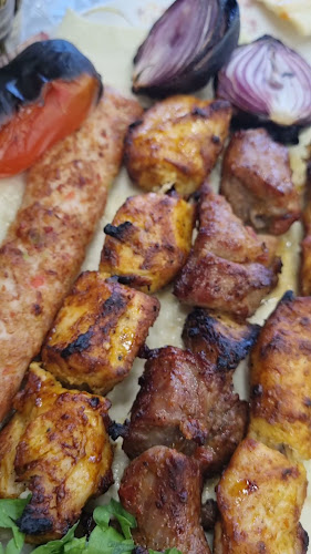 مطعم كرم حمص - الرياض