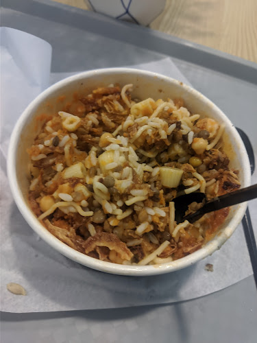 طريق الملك عبدالعزيز، 8830،، حي الحمراء،، QFDB2476، 2476، البكيرية