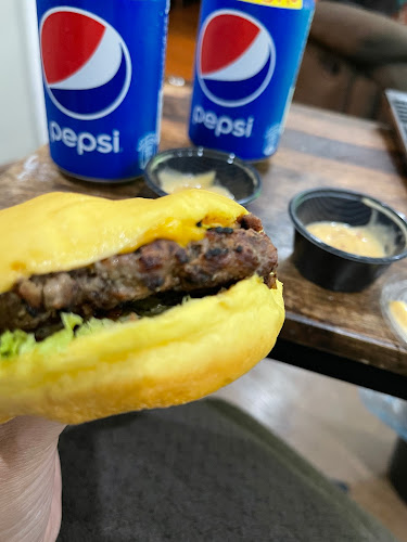 Comentarii opinii despre مود برجر || Mood Burger