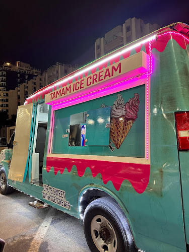 سيارة آيس كريم - الضيافة