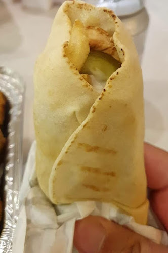 Opinii despre بروست طعم الفروج الطازجة în مكة - الضيافة