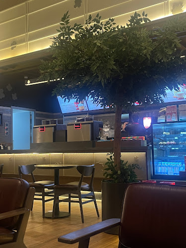 Opinii despre تيم هورتنز în المدينة المنورة - الضيافة