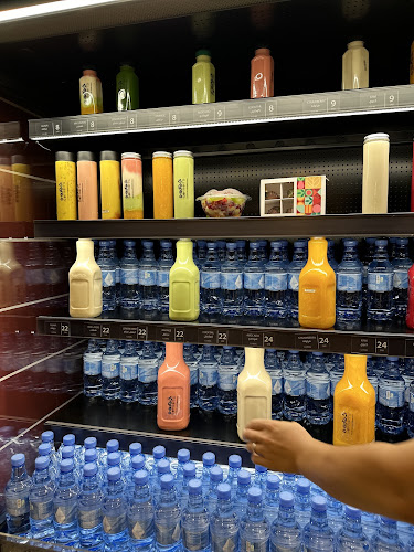 طريق الامام سعود بن عبدالعزيز بن محمد الفرعي، الملك فهد، الرياض 12274