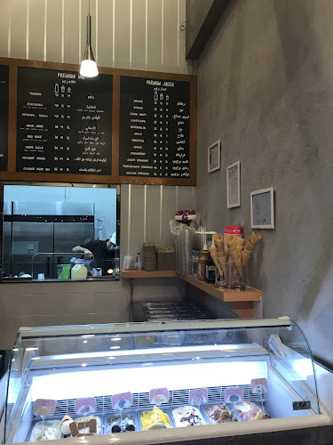 Comentarii opinii despre عصيرات بريميم جوس بار