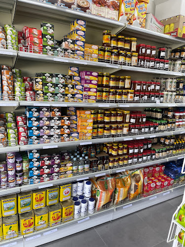 طريق الملك عبدالعزيز، المروج، الرياض 12282