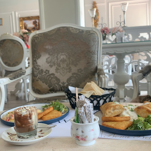 أفينيو كافيه - الضيافة