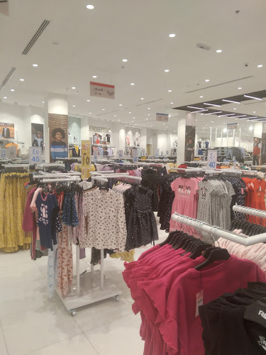 سينابون - الضيافة