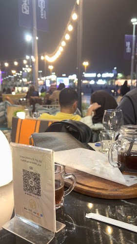 قهوة عزمي - الضيافة