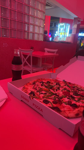 Comentarii opinii despre سومو سايز بيتزا