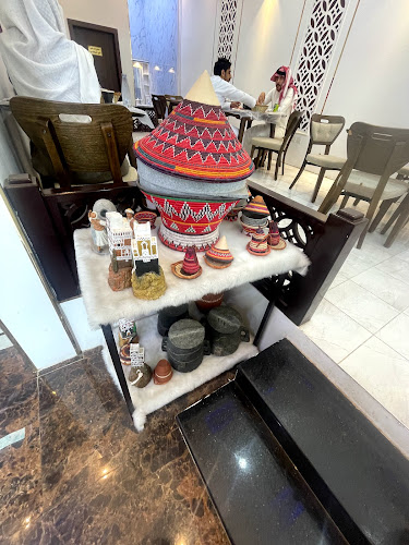 مطعم مدهن - الضيافة