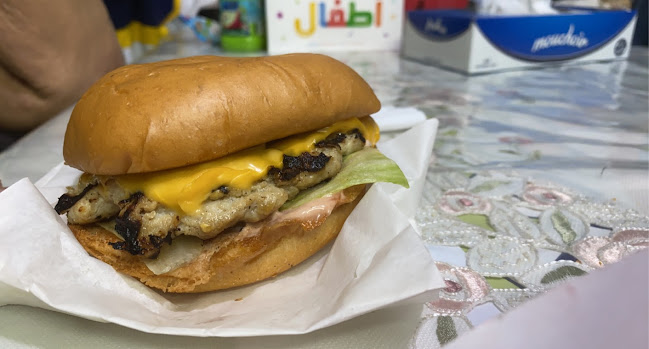 سلطان دي لايت برجر - الضيافة