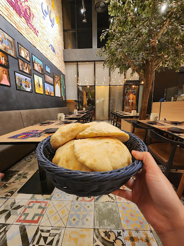 قيف مي فايف - الضيافة