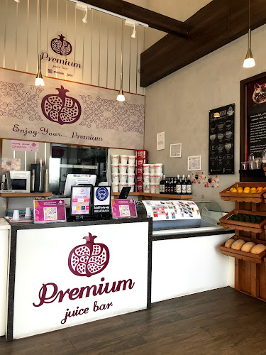 عصيرات بريميم جوس بار - الخبر