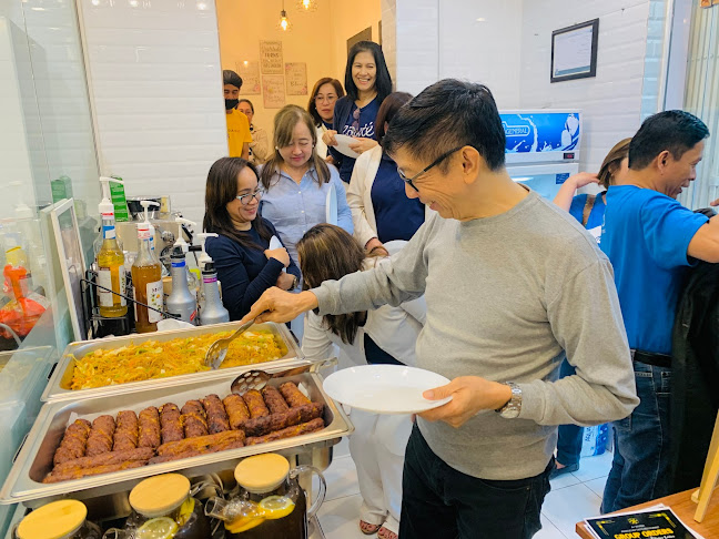 أ+ مطعم وكافيه - الرياض