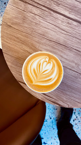 كوفي اند | AND COFFEE - الضيافة