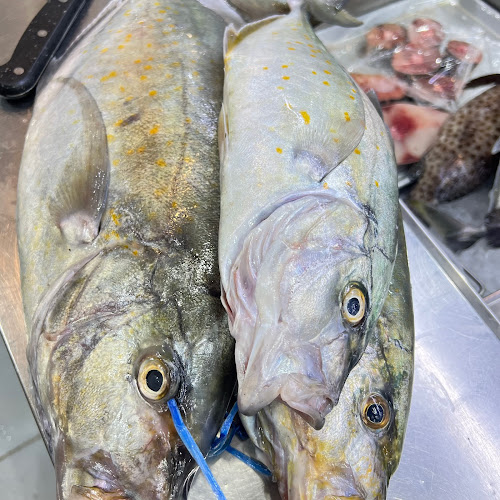 مطعم اسماك ومخبازة الخيمة للمأكولات الشعبية - الضيافة