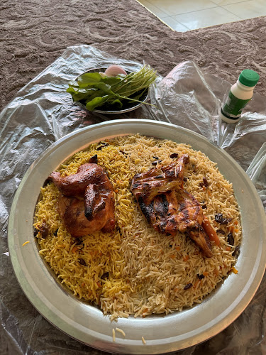 Opinii despre مطعم منير سعد محمد البيشي لتقديم الوجبات în بيشة - الضيافة