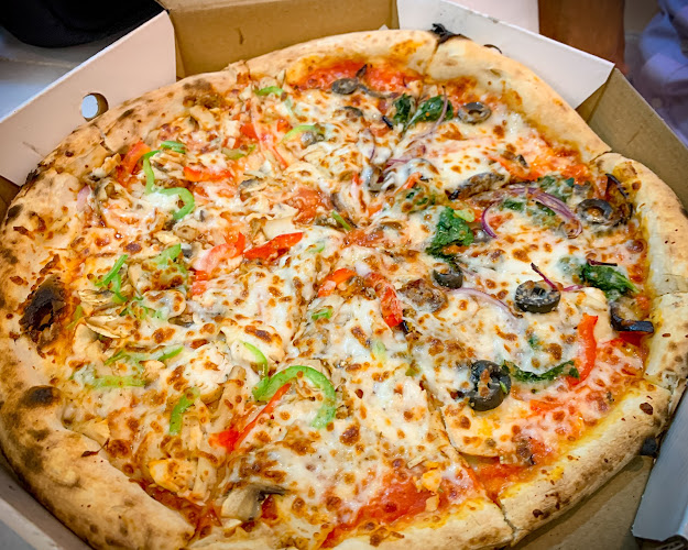 Opinii despre pizzabilla بيتزا بيلا în الدمام - الضيافة