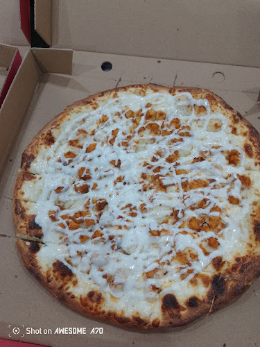 بيتزا زهرة الجوهرة - الضيافة