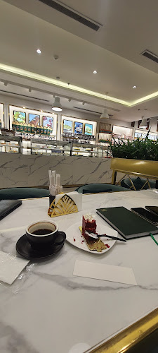 حلويات سعد الدين (مندرين مول) Saadeddin Pastry - الضيافة