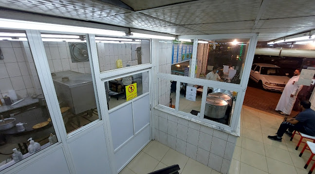 Comentarii opinii despre مطعم عمدة البلد - بلجرشي