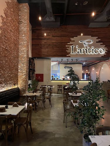 Opinii despre مطعم لانتيكو | L’antico Restaurant în أبها - الضيافة