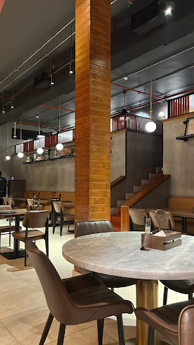 Comentarii opinii despre لوديد سموك هاوس