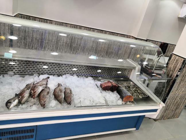 Opinii despre مطعم اسماك ومخبازة الخيمة للمأكولات الشعبية în مكة - الضيافة