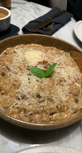 ذي سوشل كتشن - الضيافة