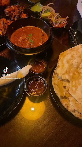 Comentarii opinii despre مطعم روبوت Robot Restaurant