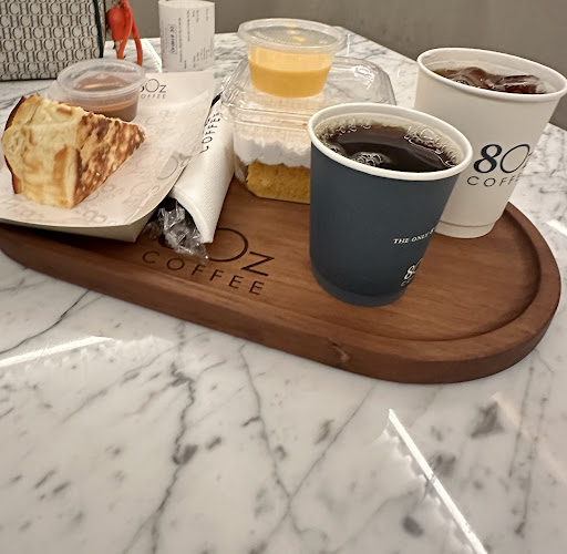 Comentarii opinii despre مقهى ايت اوز 8Oz