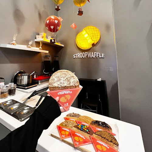 دير بيكر - الضيافة