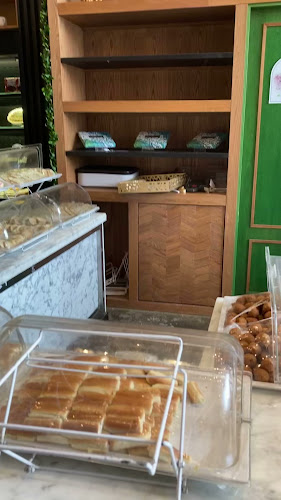 Neamah Bakery and Sweets - مخابز وحلويات نعمة - الضيافة