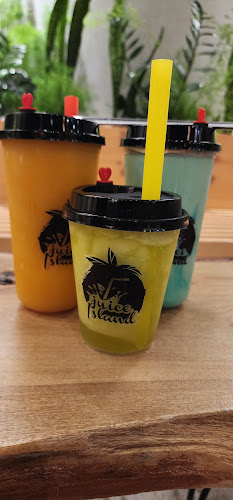 جزيرة العصير - الضيافة