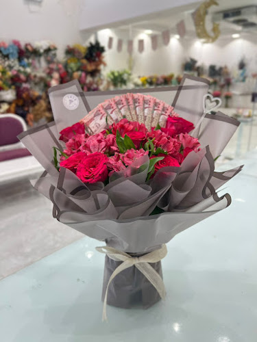 وردة أريس - الضيافة