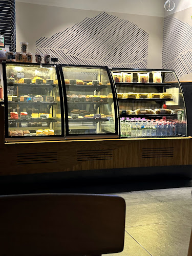 Starbucks - مكة