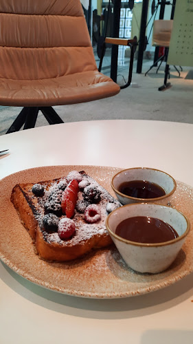 Comentarii opinii despre C.hub