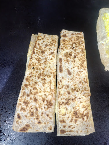 بوفية صهاريج عدن الذهبيه للاكلات الشعبية_طريق الحزام