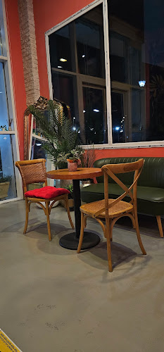 جاسيلا كافيه - الضيافة