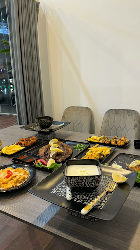 مطعم لذة دارين للمأكولات البحرية و الهندية