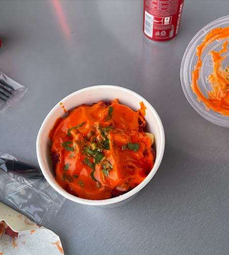 Opinii despre تكا وي în الرياض - الضيافة