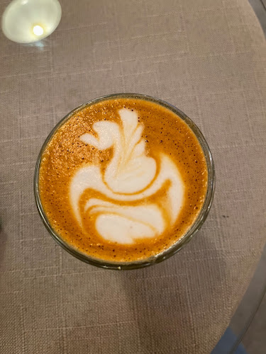 Opinii despre Single Cafe - سنجل كافية în المدينة المنورة - الضيافة