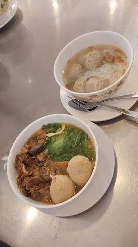 ونغ سولو - الضيافة